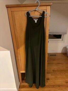 athleta hybrid support midi dress Athleta Women's Elation V-Neck Hybrid Dress Tall Size M